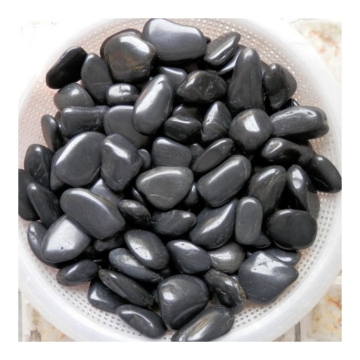 Polished Natural Black Cobblestone and River Stones for Outdoor Applications