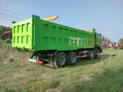 New SINOTRUK 6X4 HOWO 30tons Dump Truck
