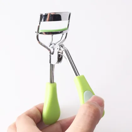 High Quality Fashion Ladies' Makeup Wholesale: Eyelash Curler & Cosmetics