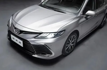 Good Price Auto Hand Drive Camry Gasoline Petrol Luxury Car