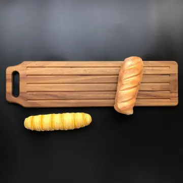 Wood cutting board for bread