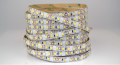 4,8 W per metro 3528 LED STRIP con UL / CE / ROHS