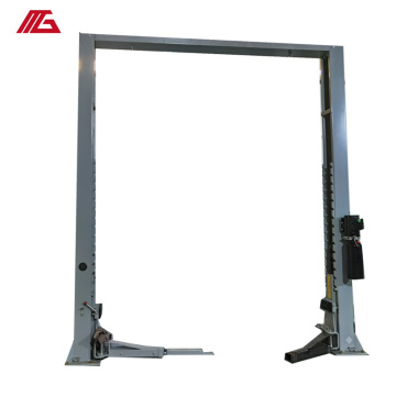 Cheap 2 Post Lift Vehicle for Sale in Workshop