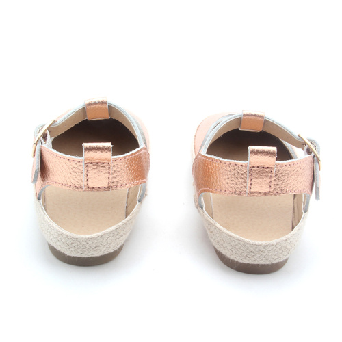 Nuevo estilo de moda hard suela sandalias infantiles