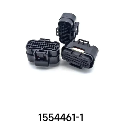 KUM HU Series 4 Pin Female Connector