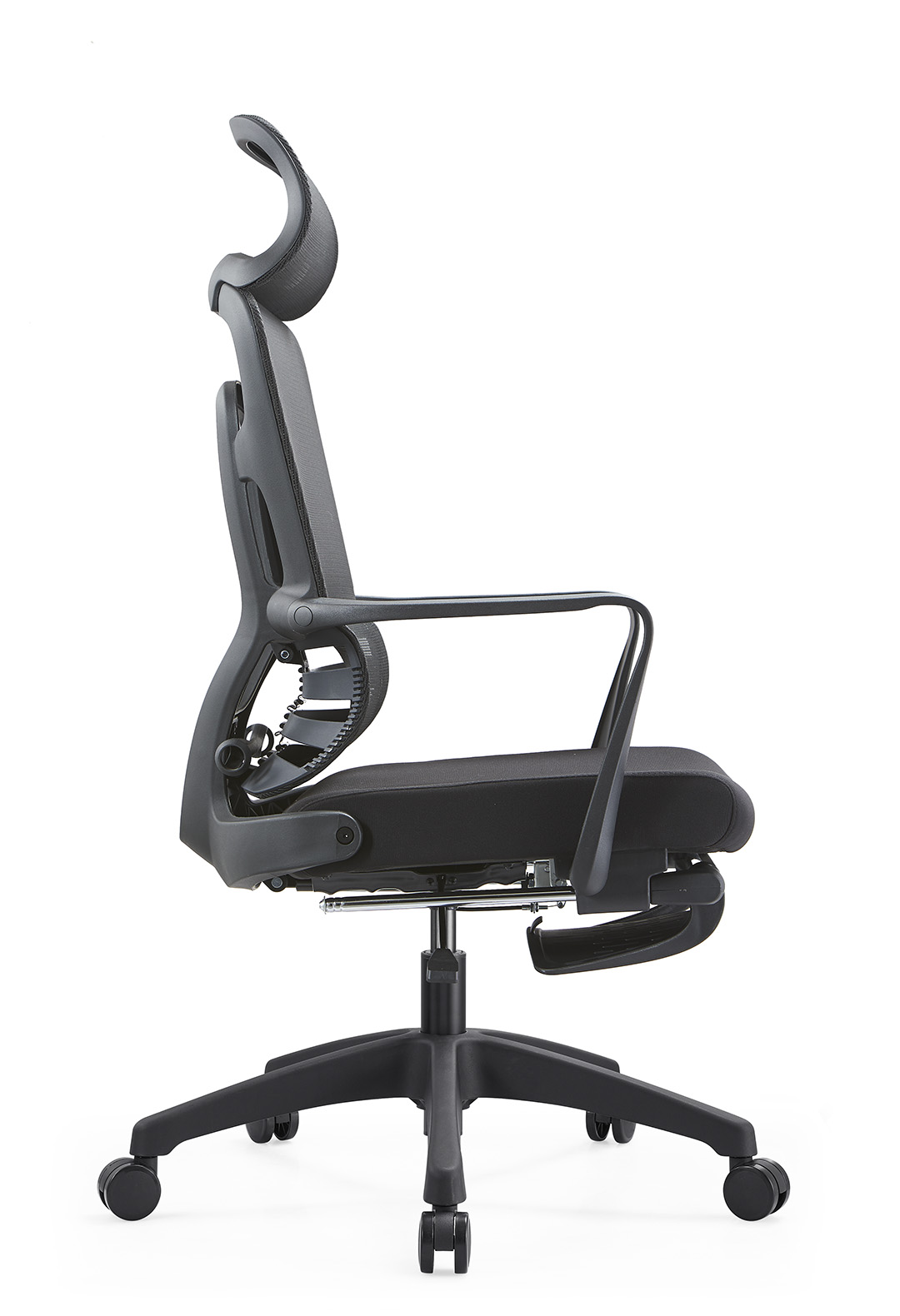 офисное кресло с выдвижным подбором для ног