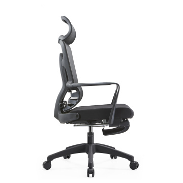 офисное кресло с выдвижным подбором для ног