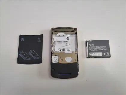 GSM-FIX Motorola RAZR2 V9 Original Unlocked Cheap Cell Phone