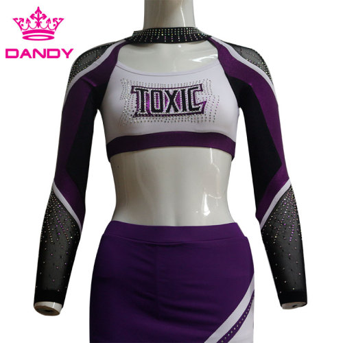 Ny stil tilpasset design cheerleading uniformer