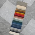 Tissu d'ameublement multicolore de qualité supérieure.