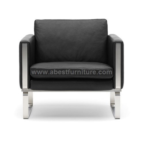 Hans Wegner CH101 Lounge Chair