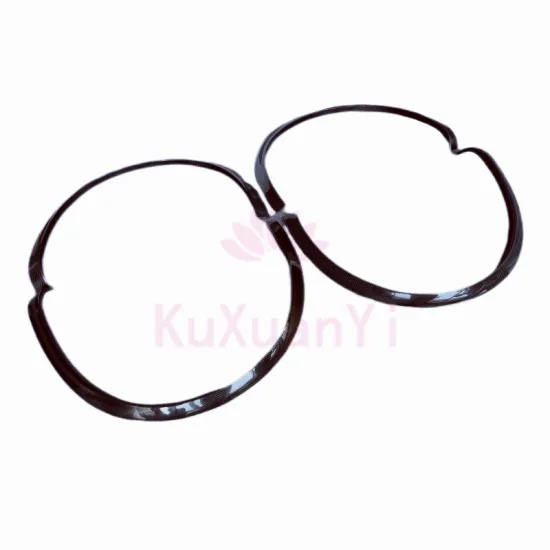 High Quality Dry Carbon Fiber Wheel Arch Lip Four Piece Set for 16-18 Maserati Levante Body Kit