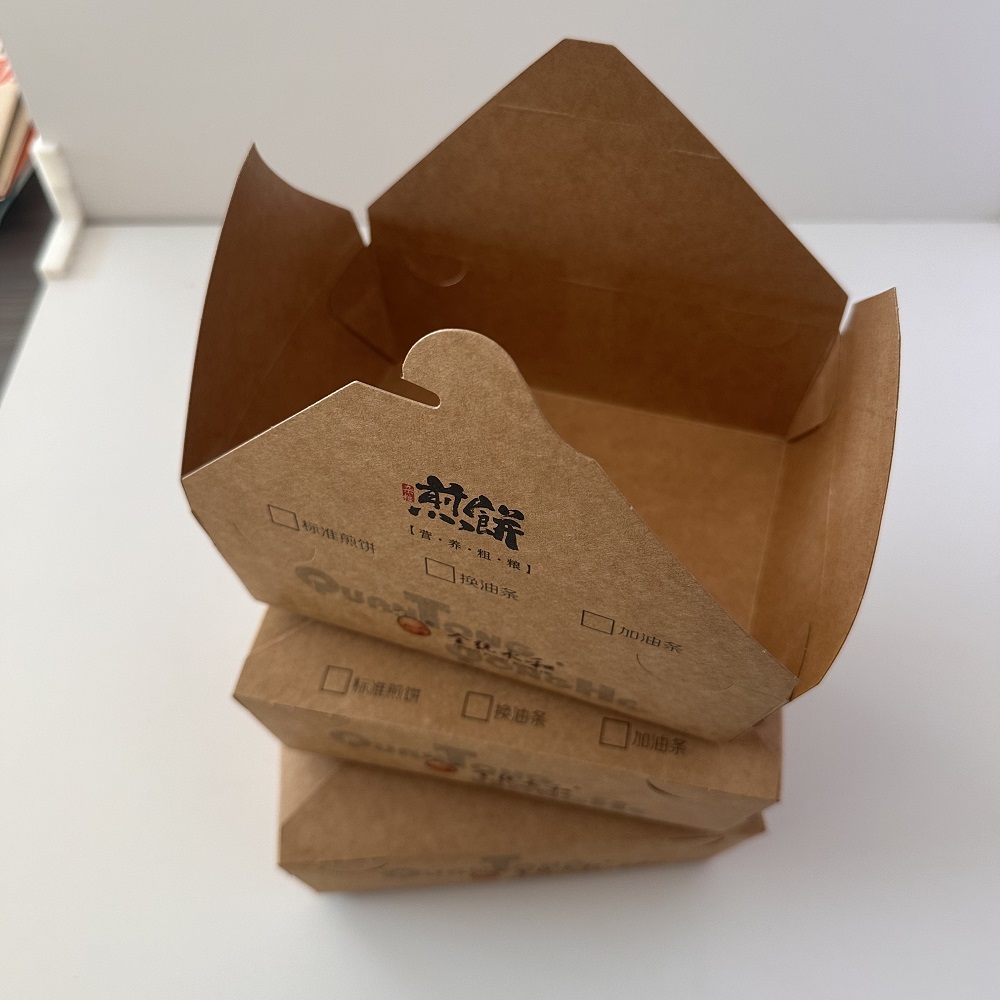 Diseño de aceite de pollo frito ecológico