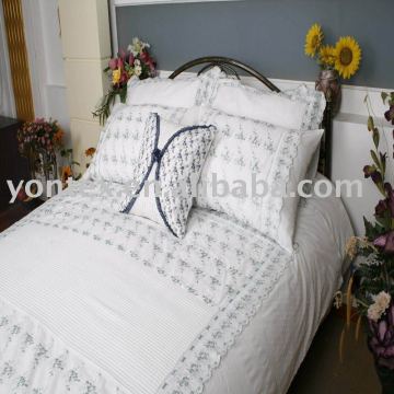 2014 Beautiful embroidery duvet cover