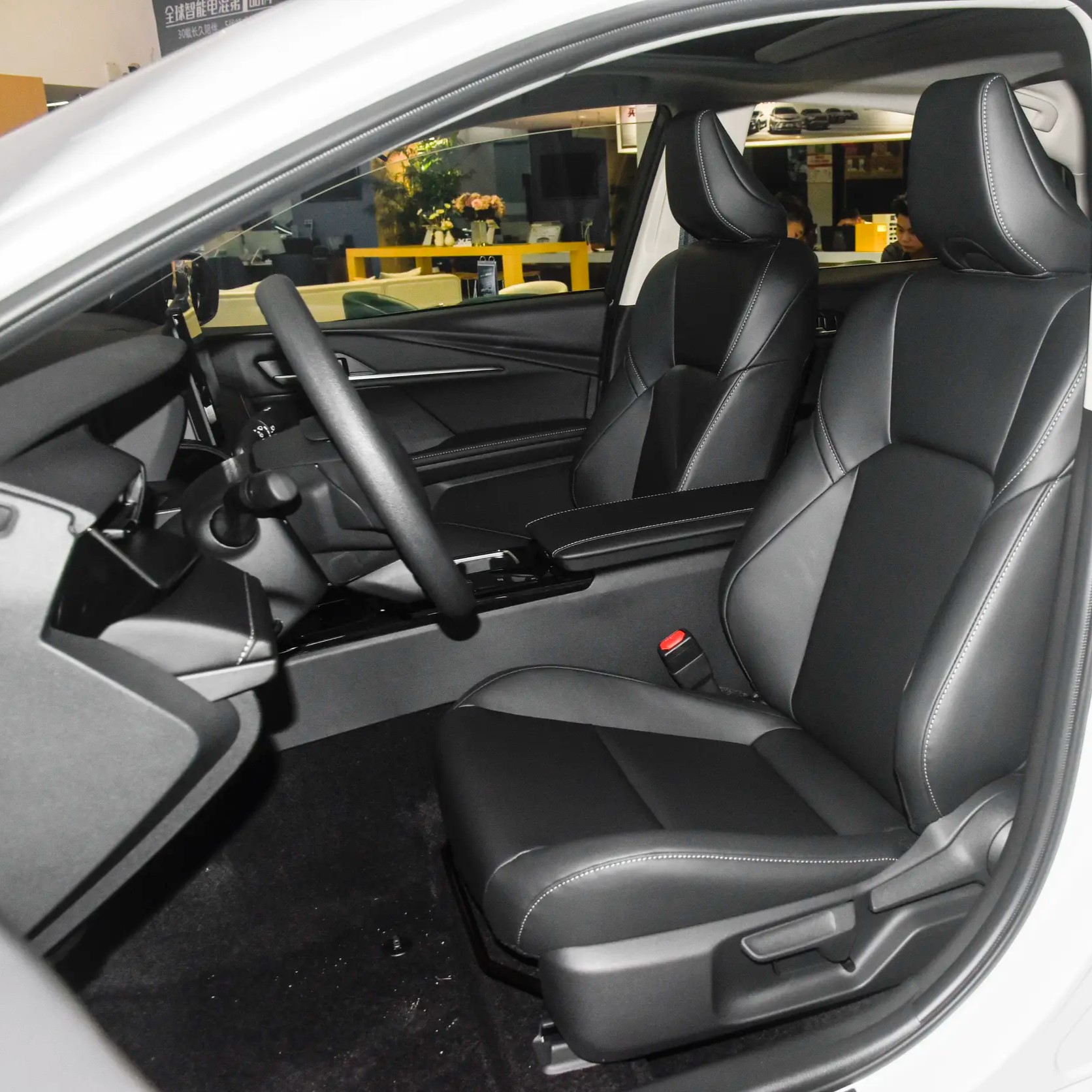 Camry 2026 2.0E