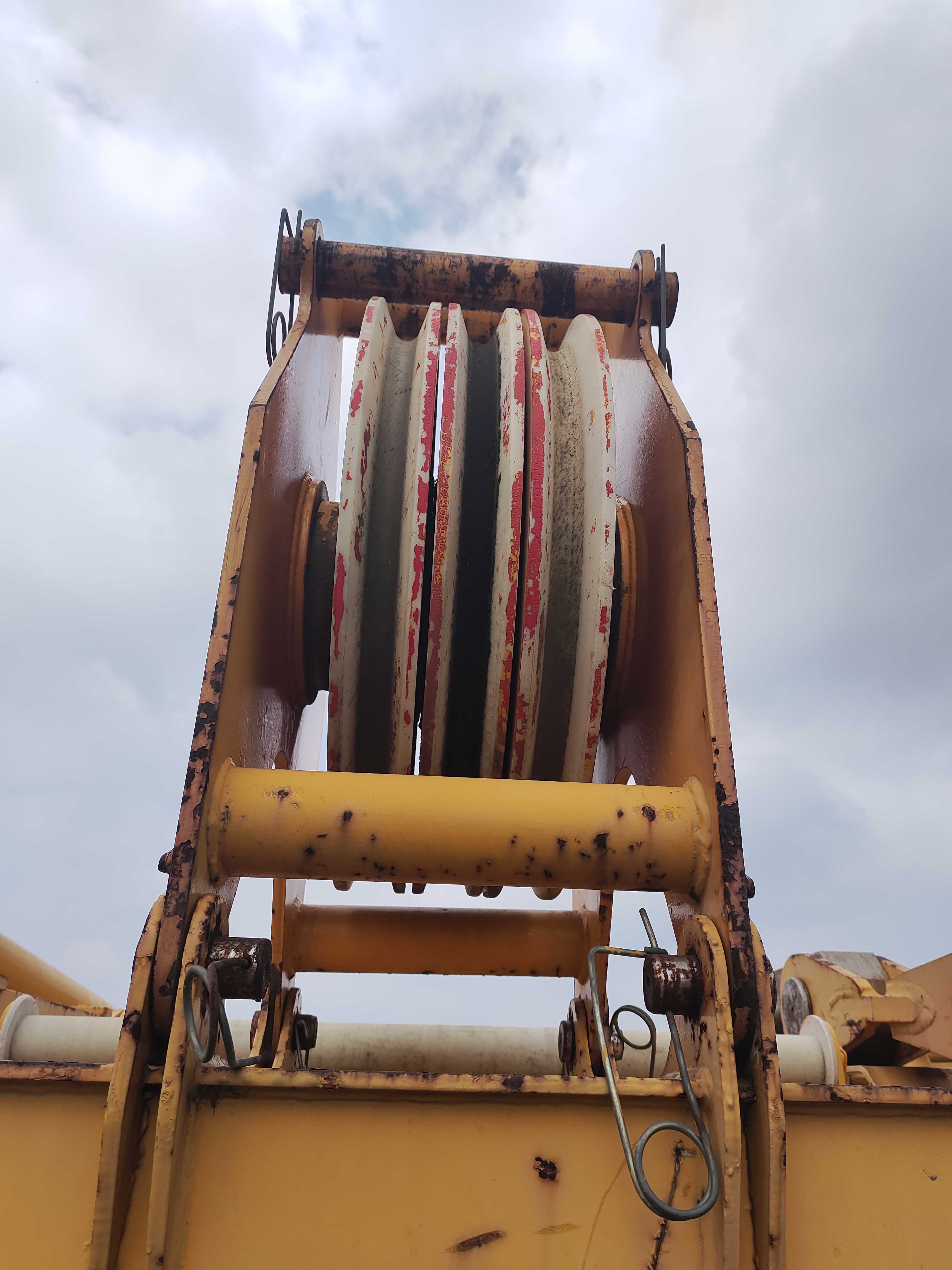 500-ton-capacity-with-multiple-sheave-options
