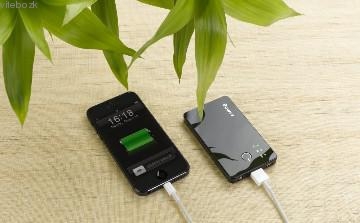 Visa  Portable Phone Charger 2800mah with LED flash light