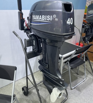 Motor Yamabisi de 2 golpes fuera de borde con arranque eléctrico