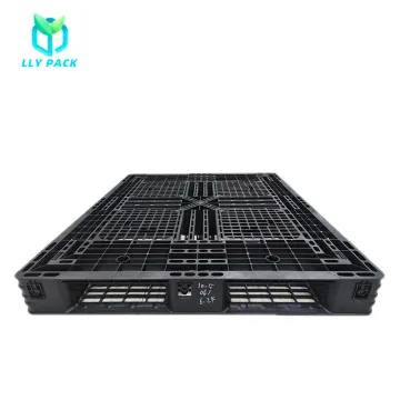 Four-Way Entry Plastic Pallet for Efficient Storage