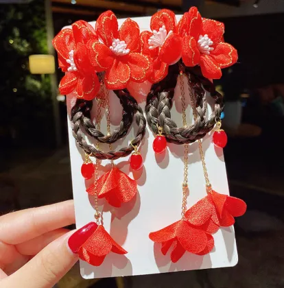 Traditional Chinese Children's Hanfu Accessories: Hair Clips, Headdresses, and Fringes