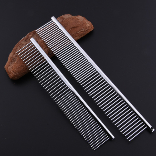 simple and useful pet beauty comb