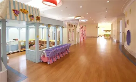 What Is The Best Flooring Vinyl Or Laminate