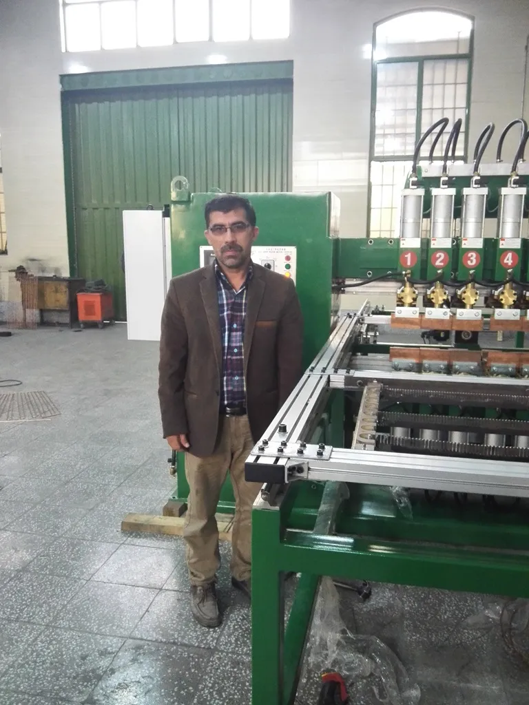 中周波インバーター門型コンデンサー溶接機