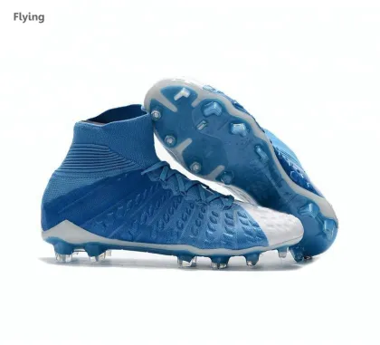 High Quality Lightweight and Comfortable Football Shoes