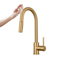 ที่ดีที่สุดครัวสีทองแตะ Faucets Faucets Touchless รายงานผู้บริโภค