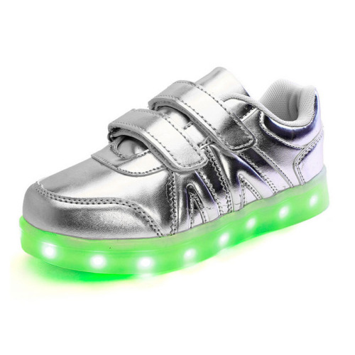 China high quality sport kids shoes with light USB Cahegeable Cable led Shoes