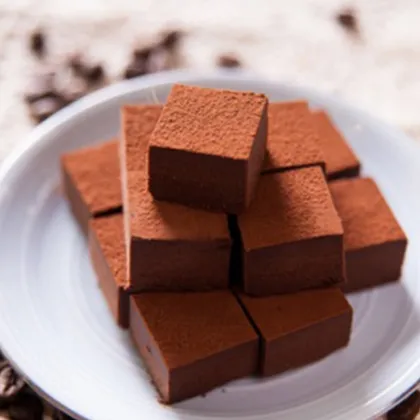Fudge and Chocolate Block Cutter - Manual Square Candy Cake Cutter