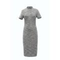 Damen stricken das volles Set-Kleid