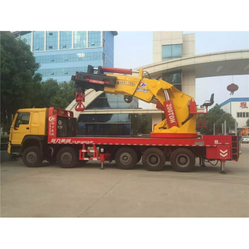 HOWO 200 tons heavy truck crane