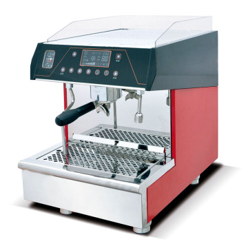 Italienische Espressomambauer und Maschinen für Cafés