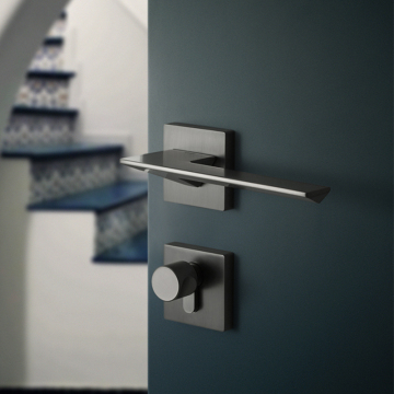 Diseño de moda de acero inoxidable Manijas de puerta de color negro mate delantero y cerradura