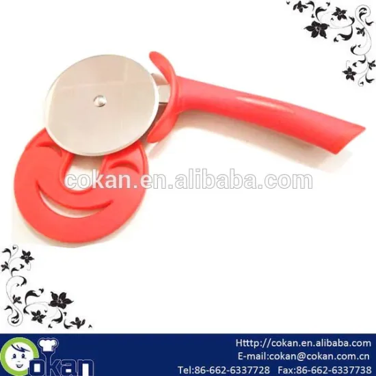Pizza Cutter Smile Face shape New Design Pizza Cutter CK-KT540