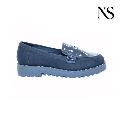 black loafers classic design