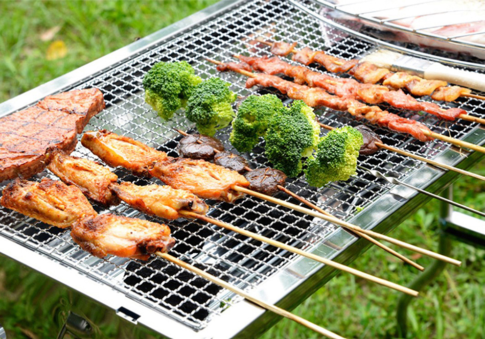 how to clean a barbecue grill