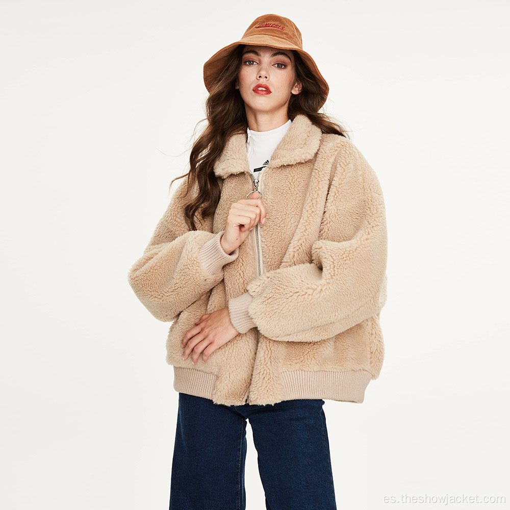 Chaqueta Sherpa con hombros caídos y cremallera para mujer de moda.