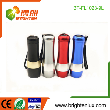 Vendita calda di fabbrica 3*AAA a batteria secca a batteria colorata di emergenza a basso costo a LED LED Torcia LED LED