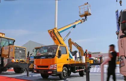 Shacman Aerial Work Platform Diesel Truck - Lifting High-Altitude Operation Skylift Vehicle