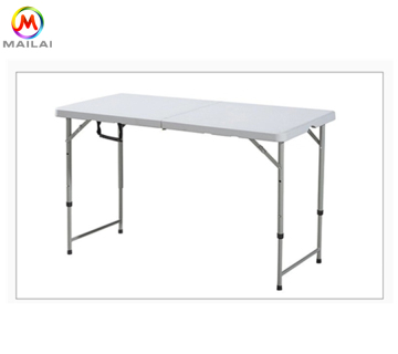 Wholesale Rectangle Plastic Folding Tables for Outdoor Events and Parties