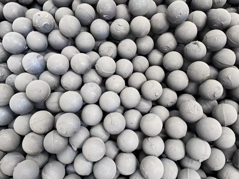 Black metal wear resistant steel ball