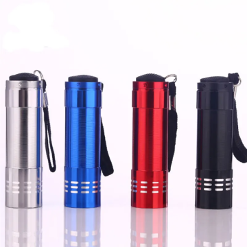 Customized Logo 3A Battery Keychain Mini LED Rechargeable Flashlight for Outdoor