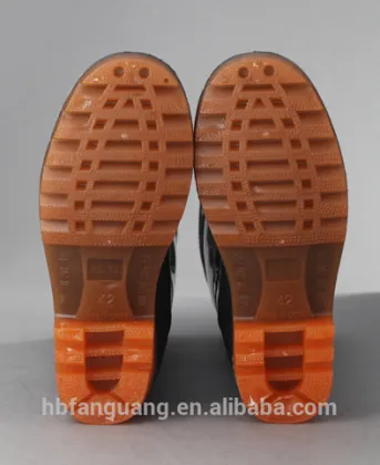 Pvc rain boots for farm, safety rain boots