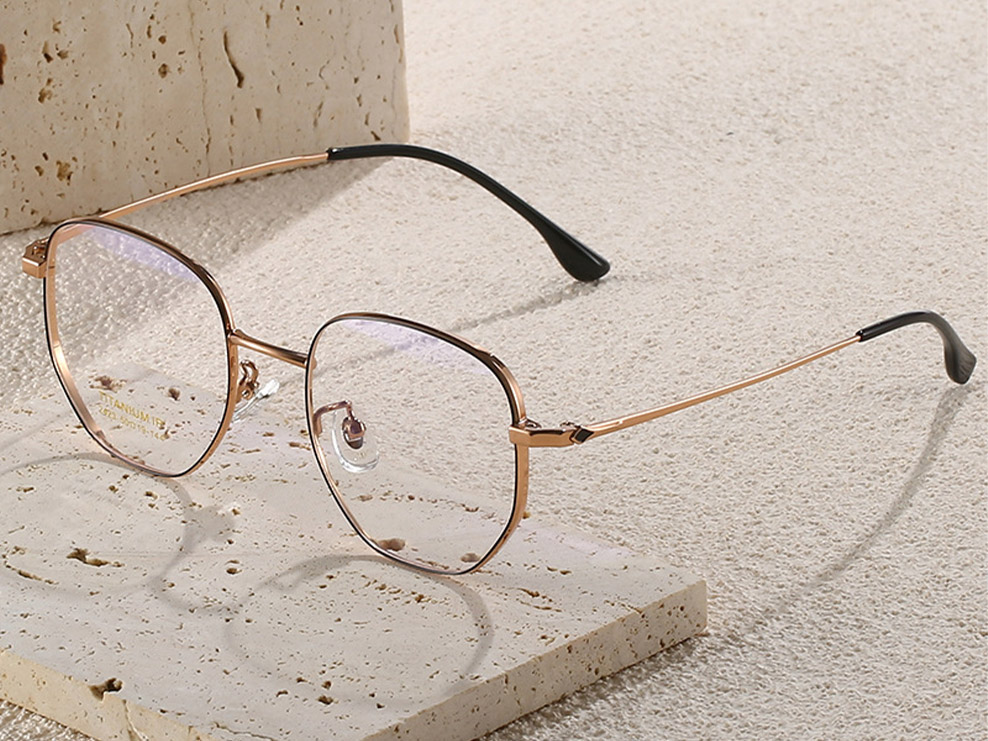 Titanium eyewear