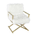 Krzesła do salonu w sypialni Białe krzesła z futra owczej