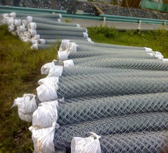 galvanized chain link fence,Grillage simple torsion