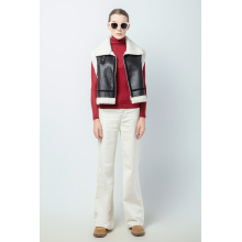 Женский жилет в стиле байкера