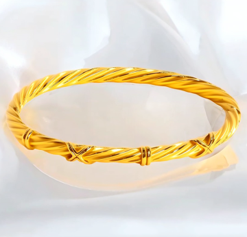Brazalete de titanio retorcido de acero de lujo